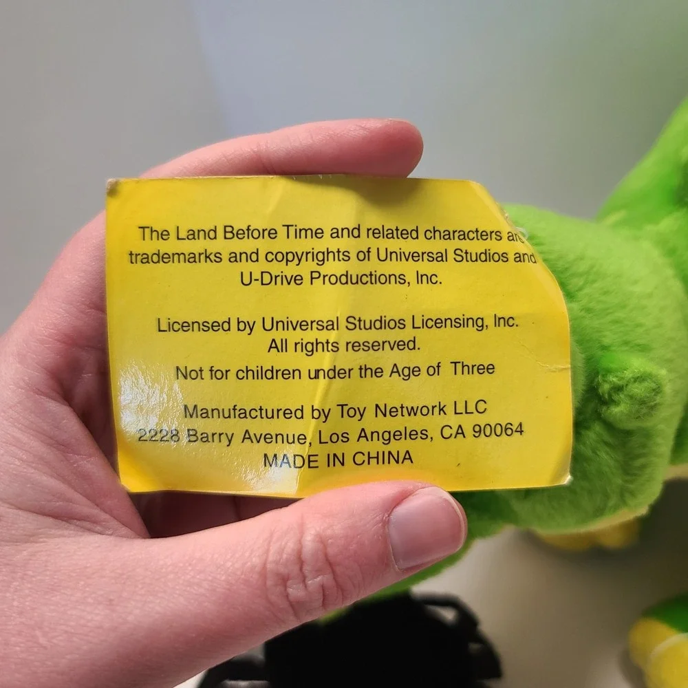 VTG Universal Studios The Land Before Time Toy Network SPIKE Plush With Spider
